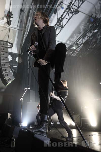 REFUSED - 2019-11-08 - PARIS - Elysee Montmartre - 